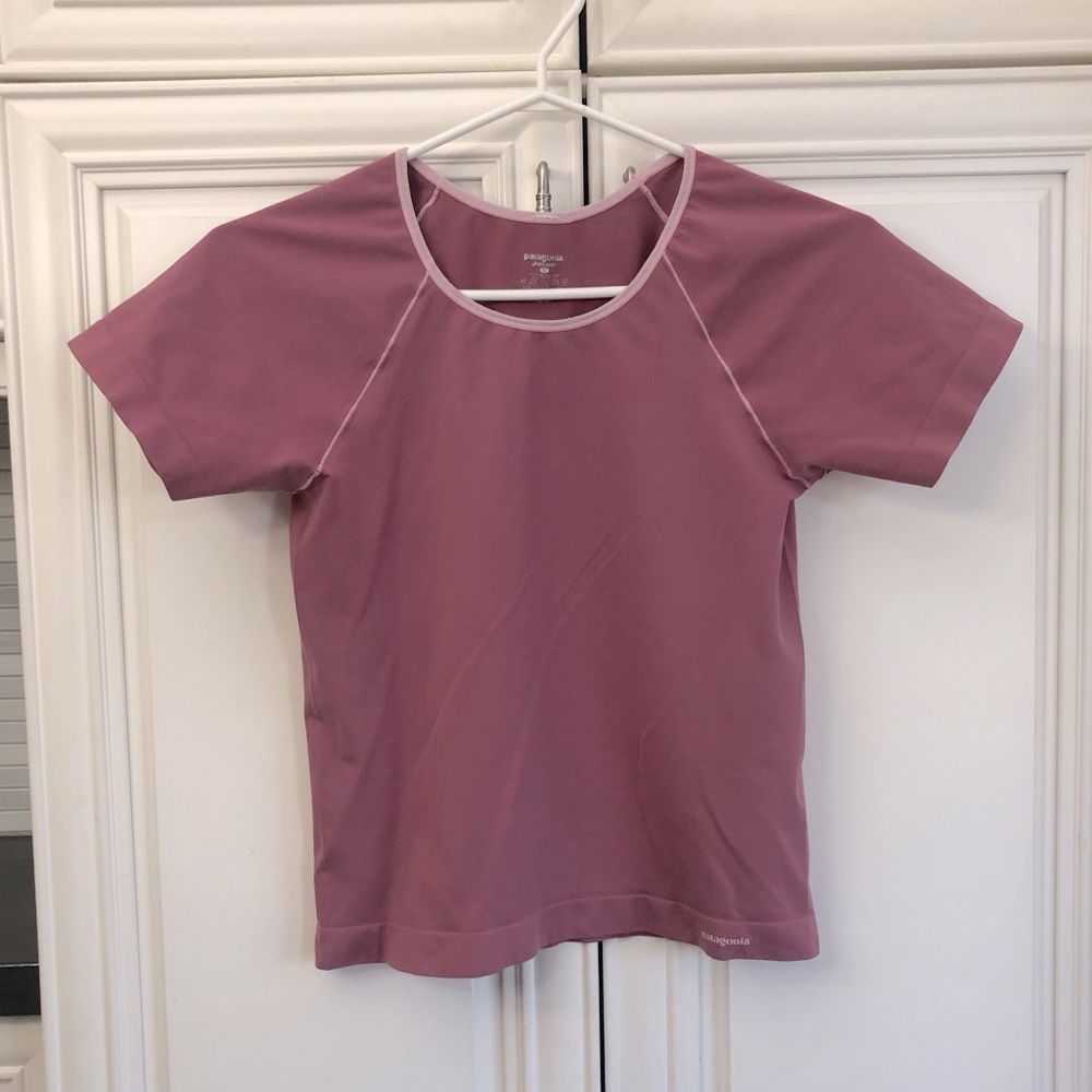 Patagonia Women’s fitted t-shirt